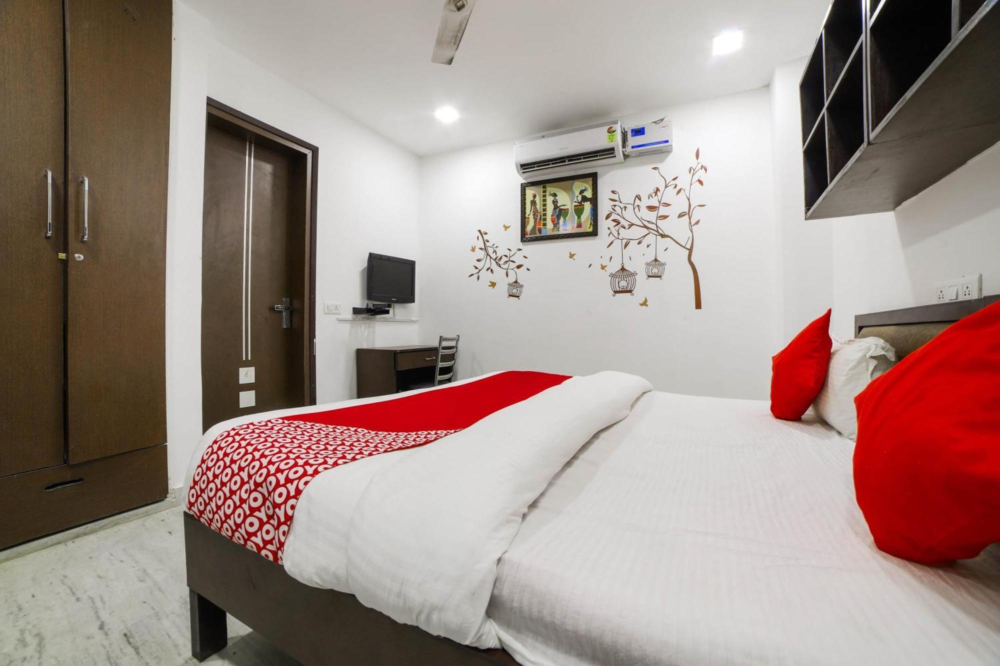Hotel Seven S Дели Экстерьер фото